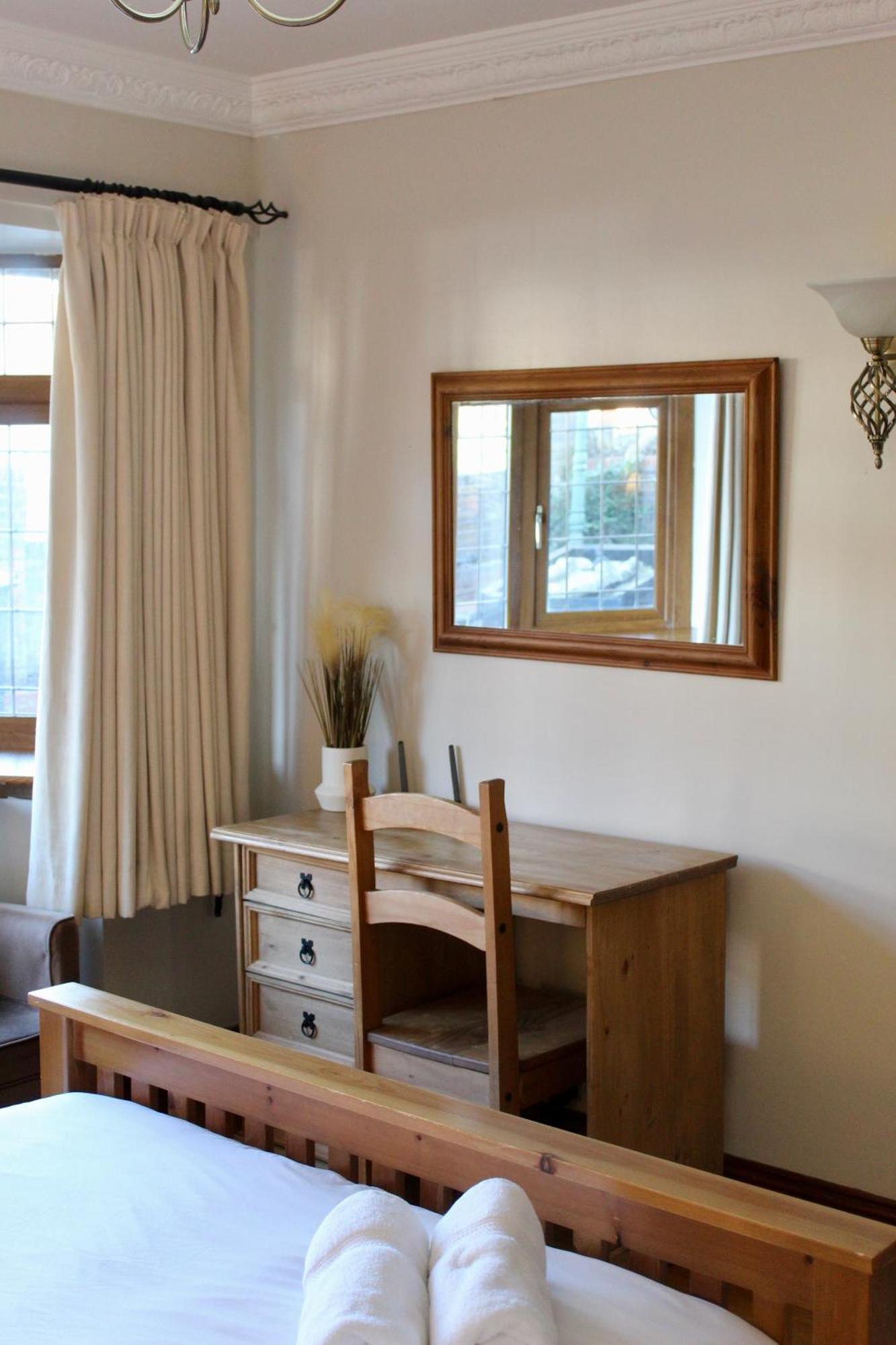 Charming Vintage Studio Near Nec, Bhx & Resort World Birmingham Exterior foto